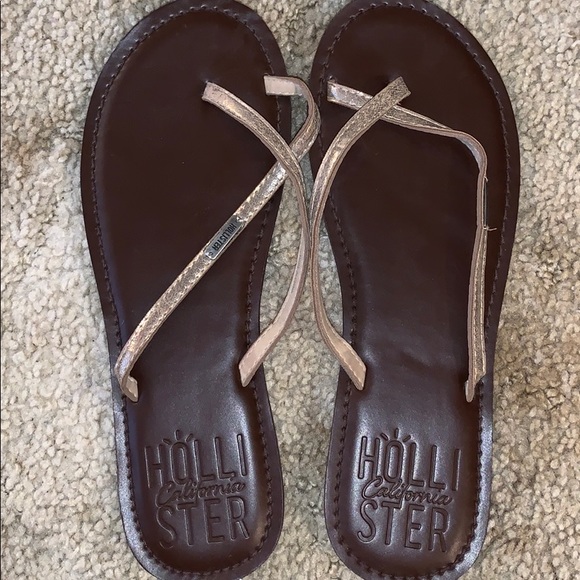 hollister sandals